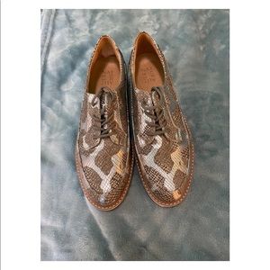 Naturlizer Oxfords